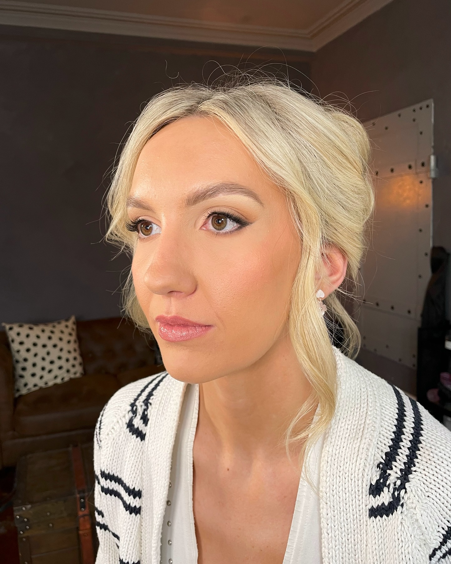 Heathers trial makeup & hair…
What differences did we make? ?
I always remind my brides that your trial makeup isnt set in stone, we can make changes! I always urge you to wear it all day and then see if you want anything adjusting.
In Heathers case, it was more SPARKLE!! ✨
#makeupartist #makeuptrial #bridalmakeup #cheshire #cheshirewedding #macclesfield