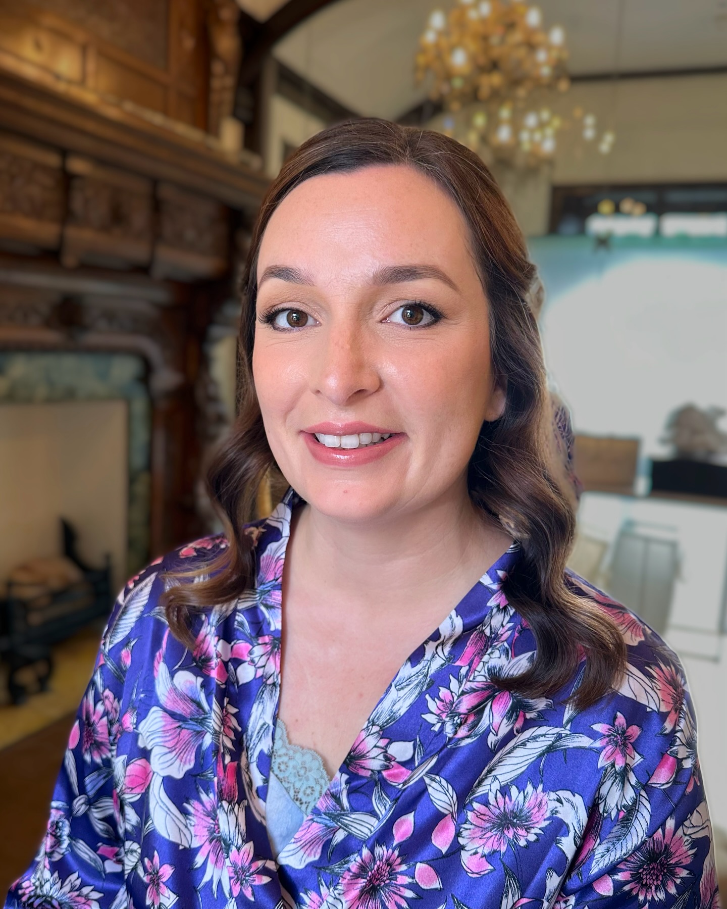 “I don’t wear much makeup usually”
=
Eyes, defined ✔️
Brows, groomed ✔️
Skin, perfected ✔️
Cheeks, rosey ✔️
Lips, hydrated ✔️
P.S natural makeup doesnt mean it wont last or look good on photos ?
Hair @charlotteautybridalhair
#bridesmaid #bridesmaidmakeup #tyndwr #makeupartist #weddingmakeupartist #northwales #cheshire