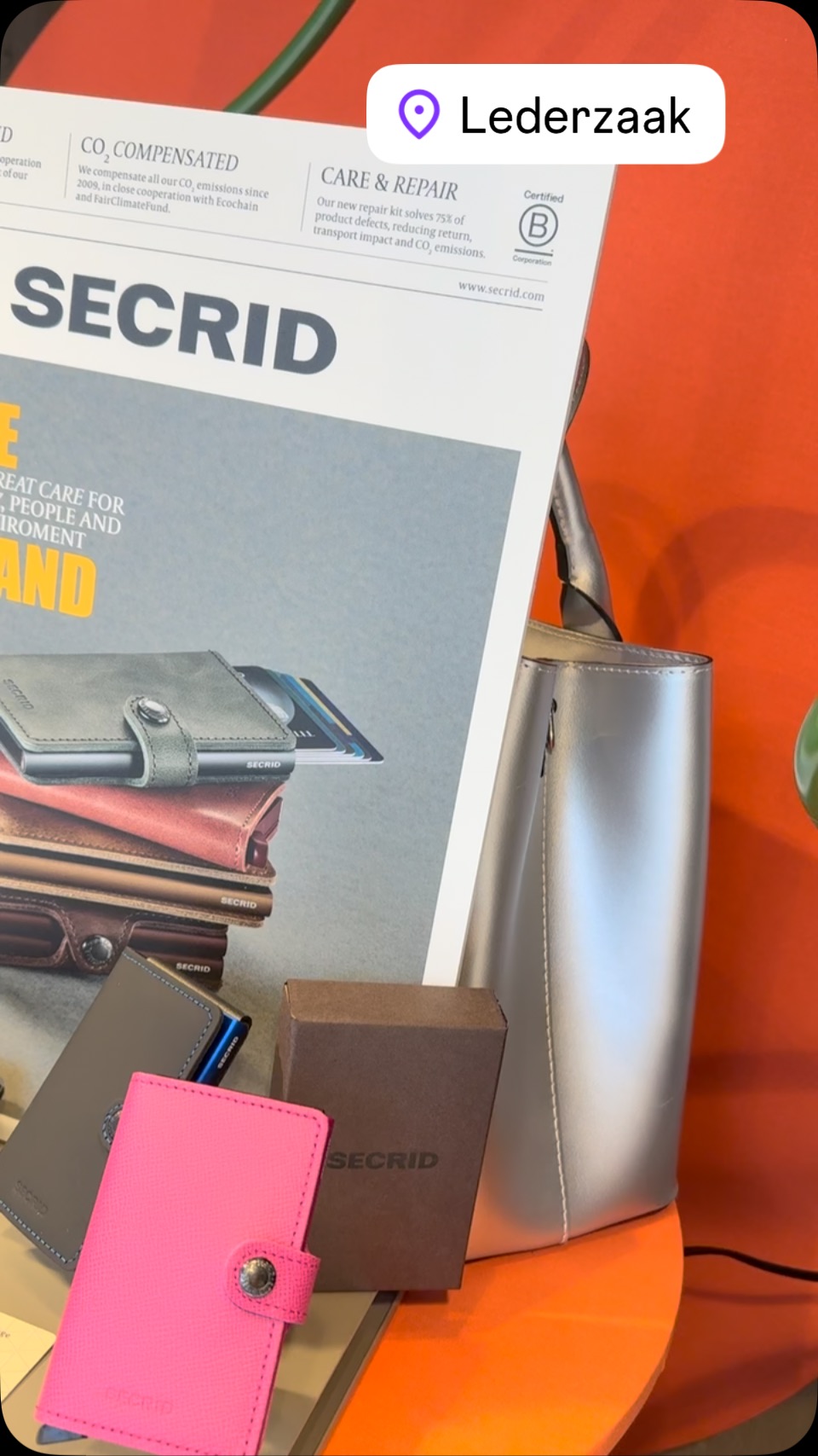 Hier zijn een aantal geweldige Secrid-kaarthouders die perfect zijn voor Vaderdag: ze bieden ruimte voor kaarten, bankbiljetten én munten – en ze worden allemaal in Nederland gemaakt! ??
⸻
? Secrid Coinpocket
Ideale aanvulling voor elke Secrid‑wallet: schuif ‘m in en je hebt een slim vakje voor muntgeld, sleutels of kleine spullen. Transparant, soepel draaiend, slechts 0,3 mm dik en getest op 18 000 cycli. Wordt gemaakt in Nederland en is volledig recyclebaar
#secrid #secridwallet #harderwijk #ermelo #putten #heerlijkharderwijk #nunspeet #zeewolde #harderwijksezaken #aaltjesdagen