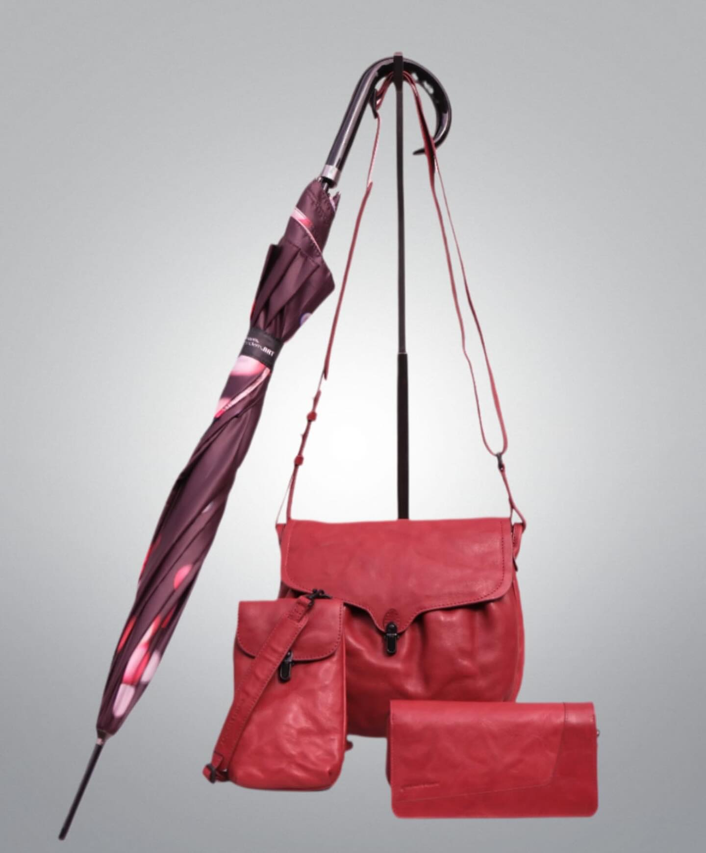 ? Nieuwe kleuren van aunts & uncles voor het najaar! Deze warme tint combineer je eindeloos. En mocht het regenen? Dan beschermt de Knirps jou én je tas. ?️?✨
Hashtags:
#AuntsAndUncles #NieuweCollectie #Najaar2025 #Herfstkleuren #LeatherBags #DuurzameTassen #KnirpsUmbrella #TassenLiefde #Lederzaak #FashionEssentials #HerfstStyle #MixAndMatch #TassenShoppen #PerfecteCombinatie #StijlvolEnPraktisch
#Harderwijk #LederzaakNL #ShopLocalNL #Gelderland #HarderwijkCentrum #LokaleWinkel #NederlandseWinkels