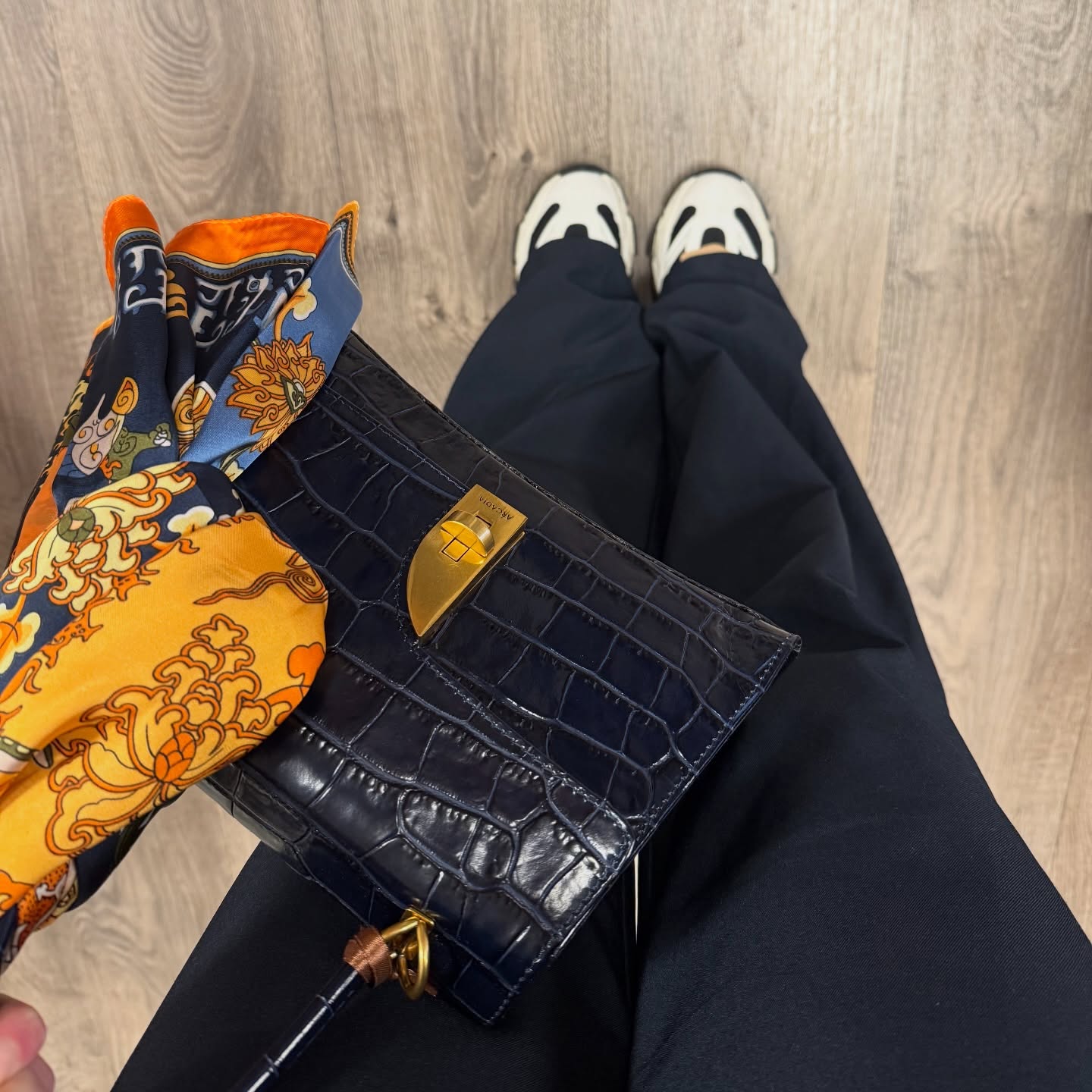 vandaag is het pakjesavond….. ben jij lief genoeg geweest voor zo’n prachtige tas?❄️ #lederzaak #harderwijk #gelderland #arcadia #arcadiabags #cadeau